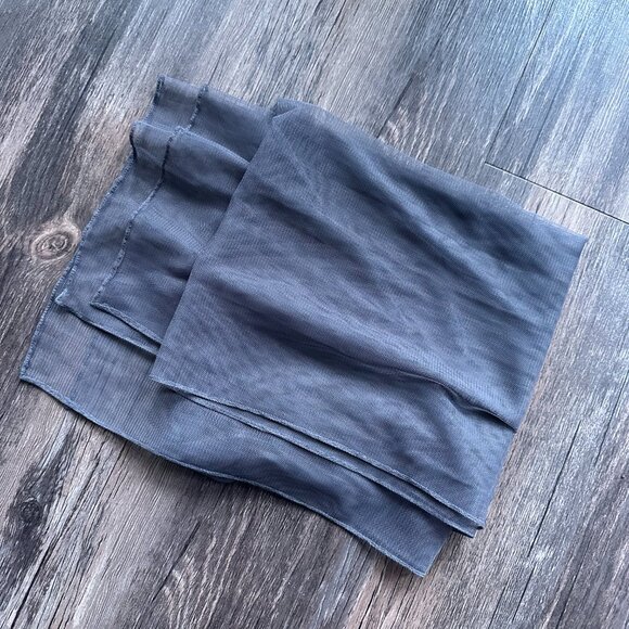 Elegant Sheer Gray Chiffon Scarf – Lightweight & Stylish Wrap - Picture 3 of 3